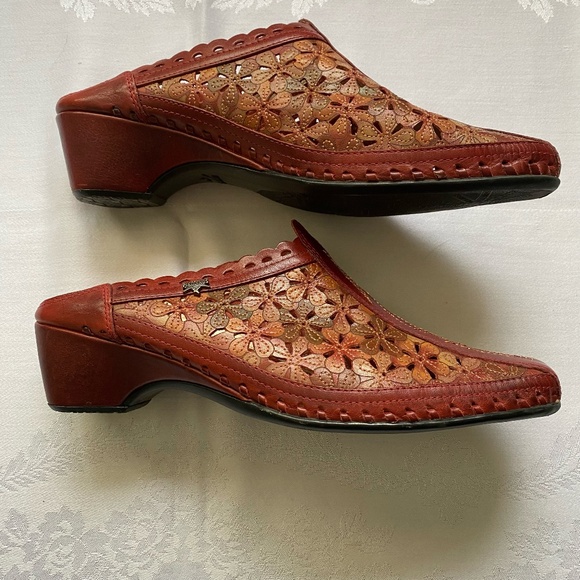 Pikolinos Romana Red/ Green Daisy Leather Spanish Design Mules. Size 7.5-8 - Picture 3 of 16